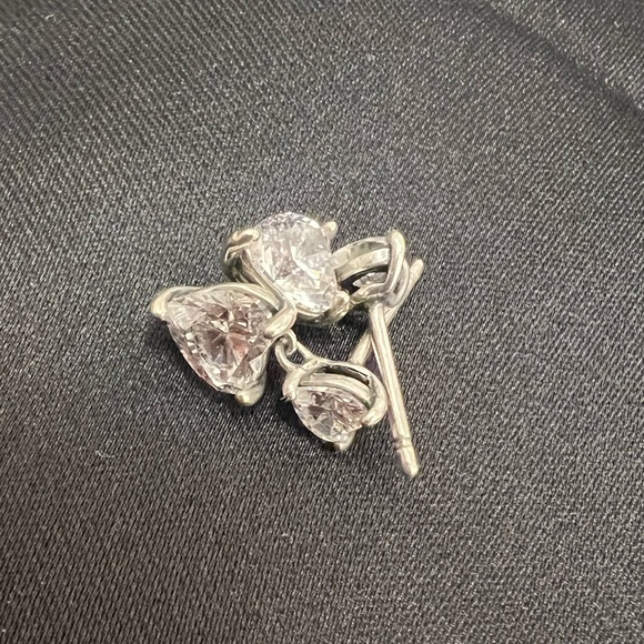 Pandora heart earrings - Picture 3 of 4